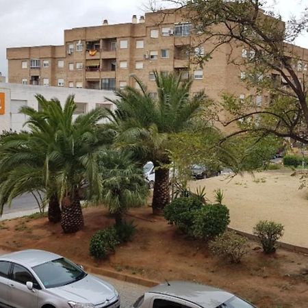 Habitacion Tranquila, Agradable Cerca De Valencia En Vivienda Compartida Paterna Eksteriør bilde